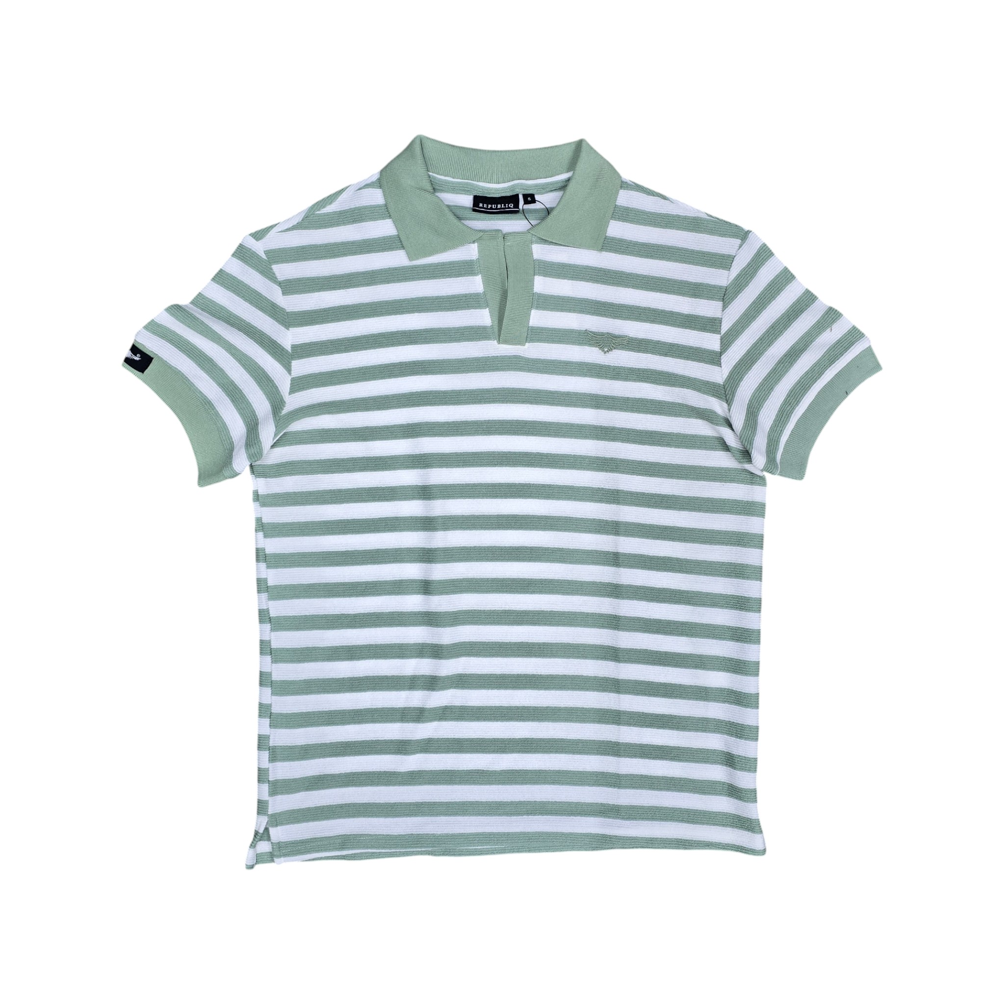 CAMISETA CON CUELLO BASICA | TEXTURA RAYAS GR / SANTINO | VD/BL | HOMBRE