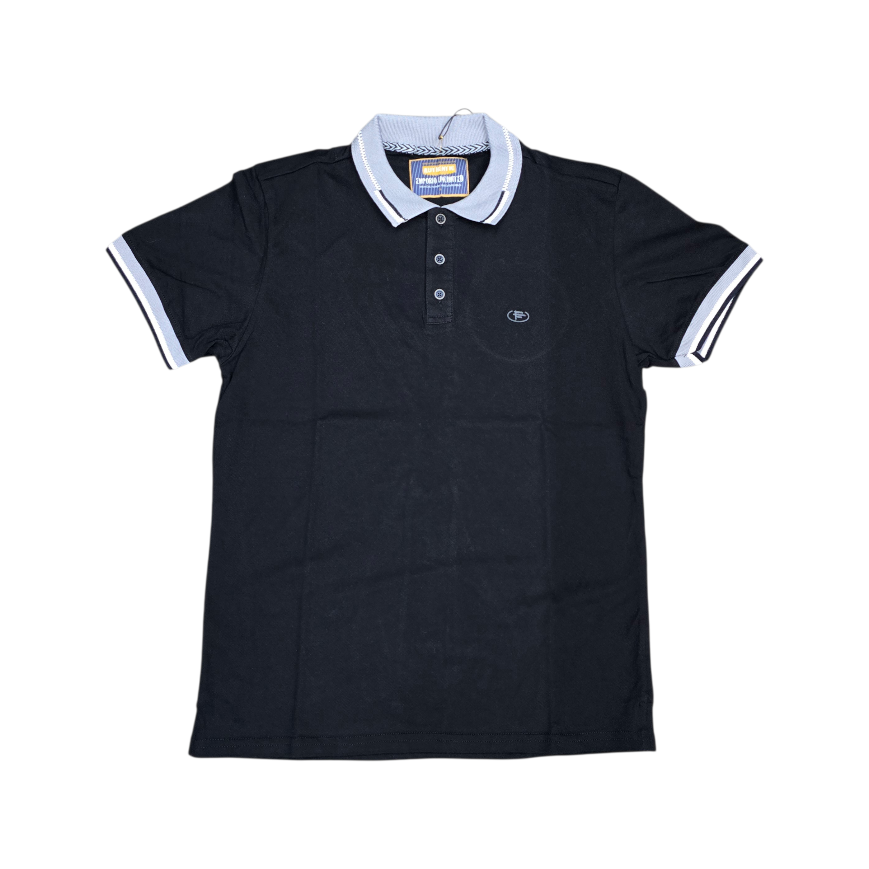 CAMISETA CON CUELLO BASICA CON CUELLO COMBINADO