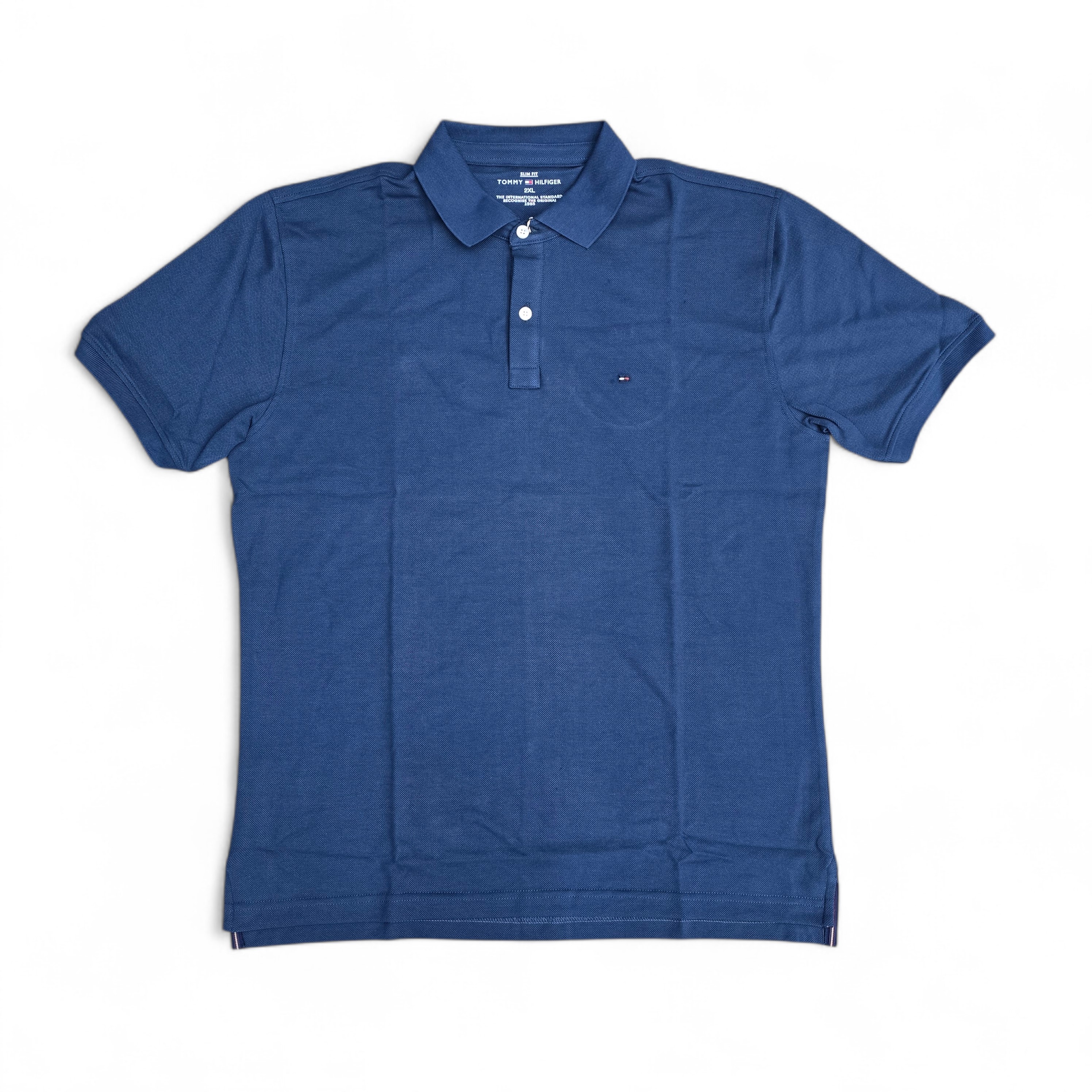 CAMISETA CON CUELLO BASICA DE HOMBRE