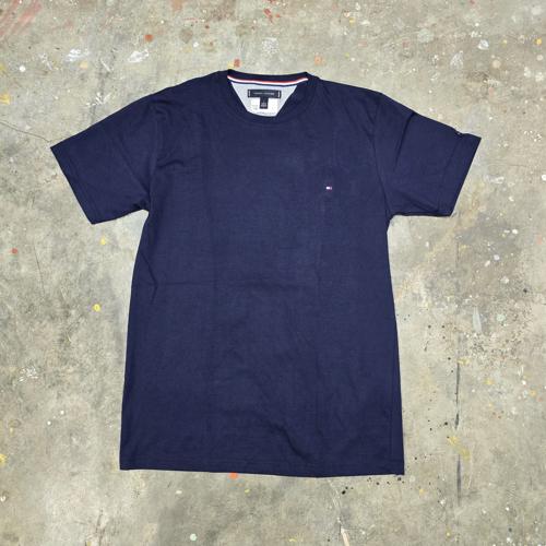 CAMISETA TALLA L - RF - COD30 - BANDERA PEQUEÑA BORDADA - BASIC TSHIRT - AZUL MARINO