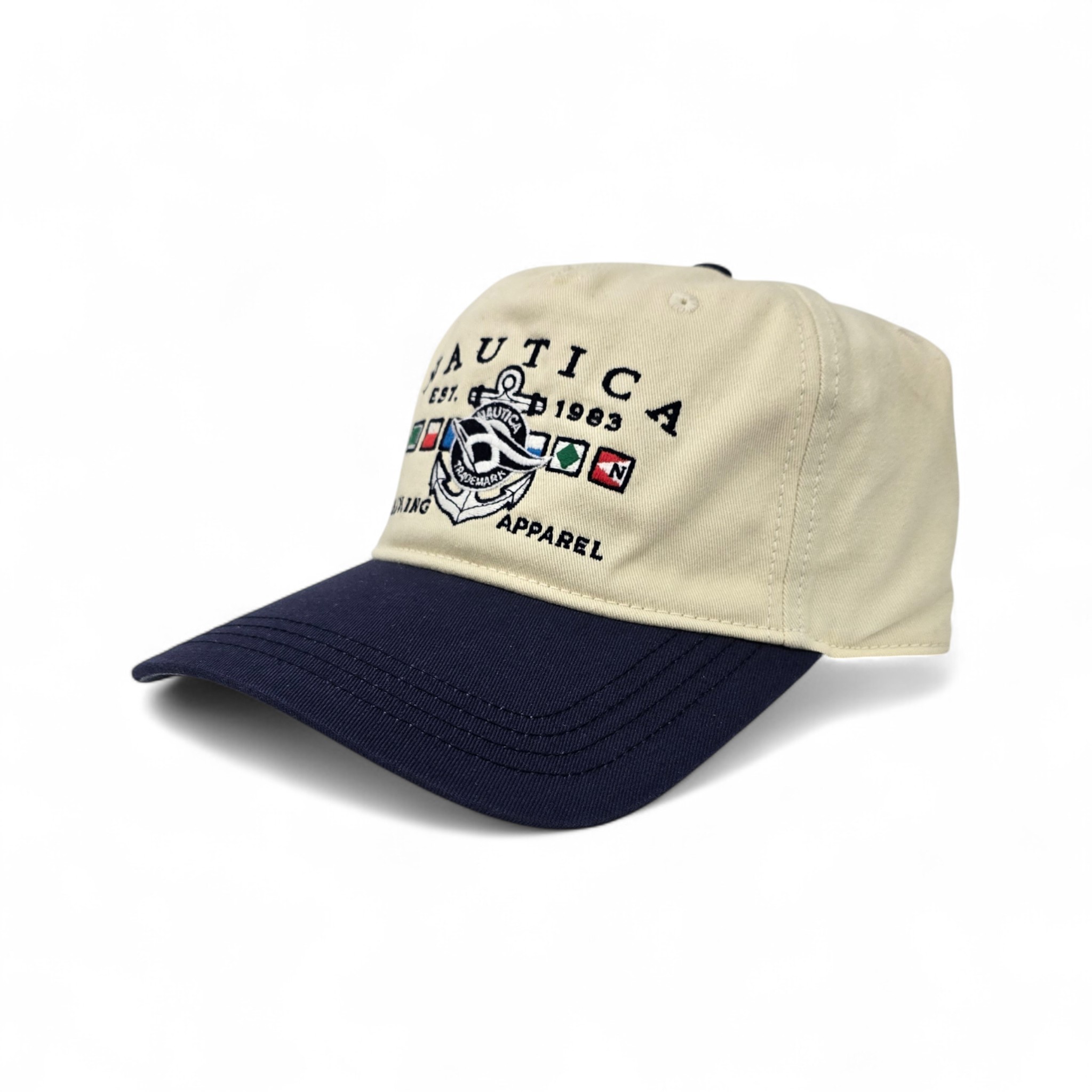 GORRA BASICA CON CORREA