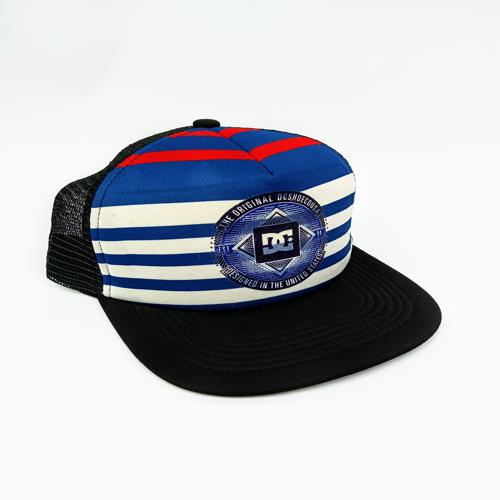 GORRA TALLA ESTÁNDAR/ STD - UB - COD1 - TRUCKER - PLANA AJUSTABLE - NEGRO/AZ RAYAS