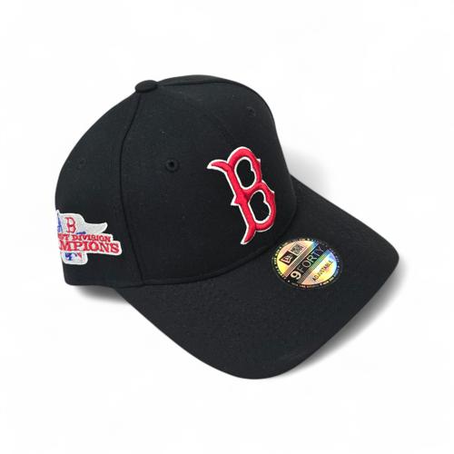 GORRA - UB - COD70 - 9 FORTY - NORMAL AJUSTABLE - NEGRO/ROJO